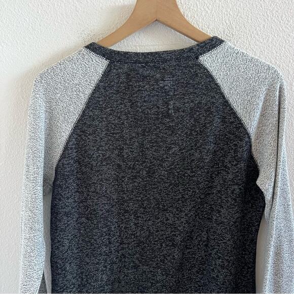 NWT Camp David Washington Huskies Heathered Gray Pullover Sweatshirt Medium - Picture 6 of 10